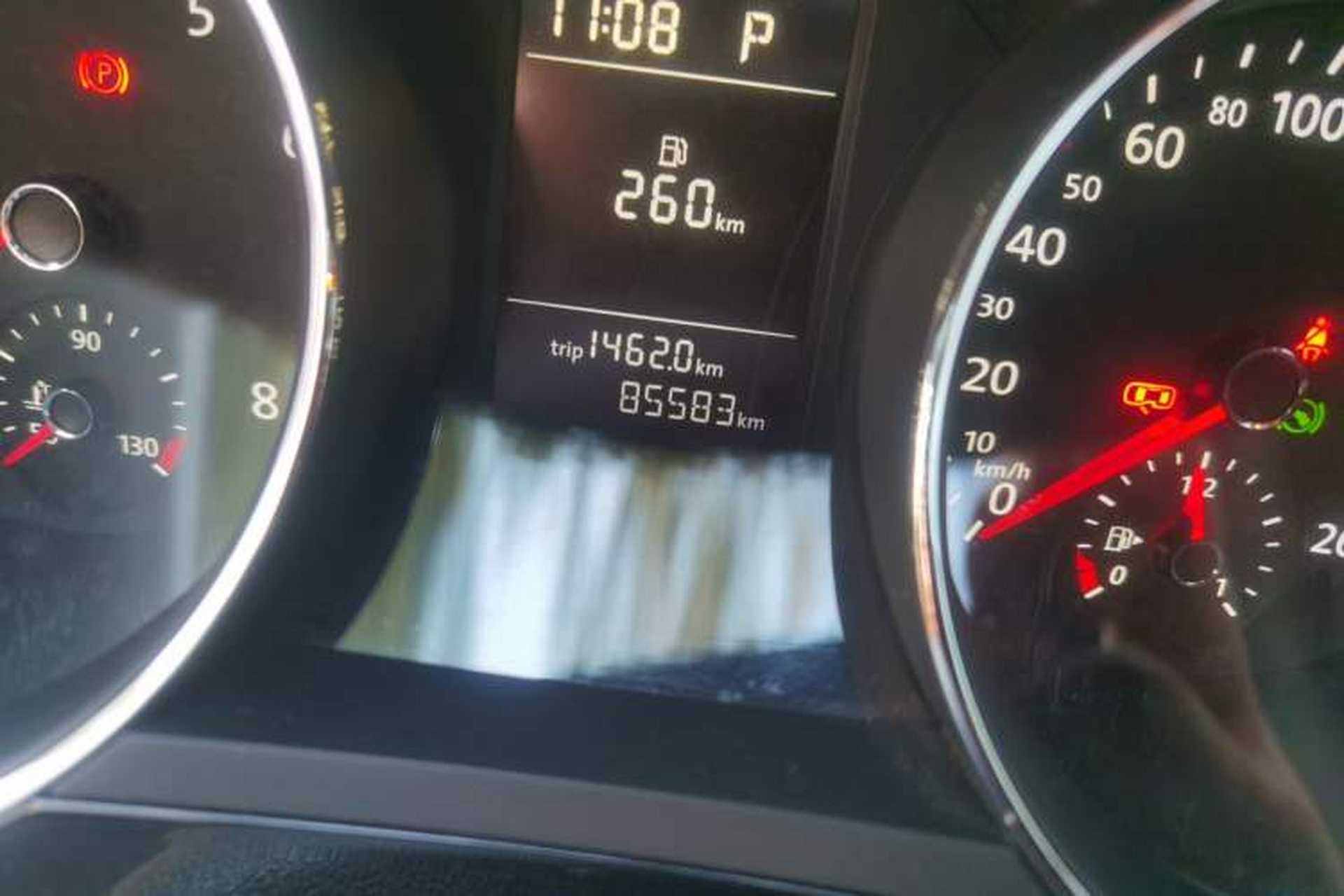 Used Volkswagen Sagitar 2015 230TSI Automatic Comfort Version Odometer Close Up