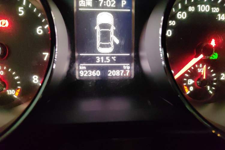 Used Volkswagen Sagitar 2015 280TSI Automatic Flagship Model Odometer Close Up