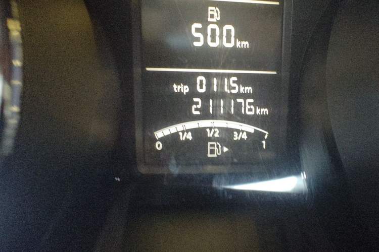 Used Volkswagen Sagitar 2015 1.6L Automatic Comfort Model Odometer Close Up