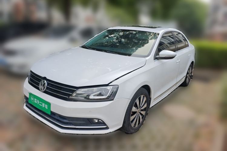 Used Volkswagen Sagitar 2015 230TSI Automatic Luxury Model Guazi used car, China used car export, Used car for sale, Used cars, Cheapest cars for sale
