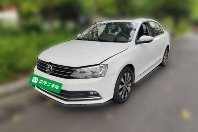 Used Volkswagen Sagitar 2015 230TSI Manual Comfort Version