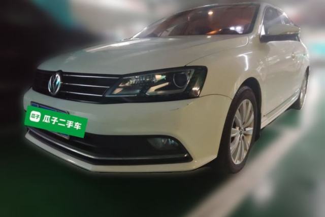 Gebrauchter Volkswagen Sagitar 2015 230TSI Automatic Comfort Version