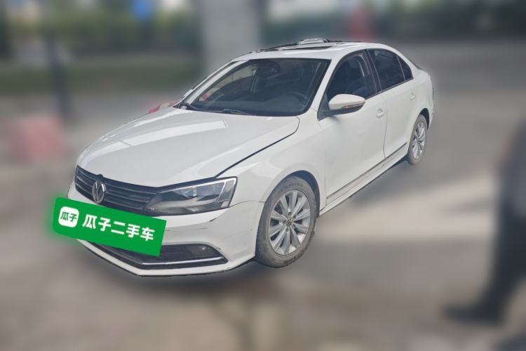 Used Volkswagen Sagitar 2015 1.6L Manual Comfort Model Guazi used car, China used car export, Used car for sale, Used  cars, Cheapest cars for sale