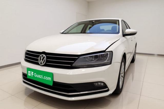 Used Volkswagen Sagitar 2015 230TSI Automatic Comfort Version