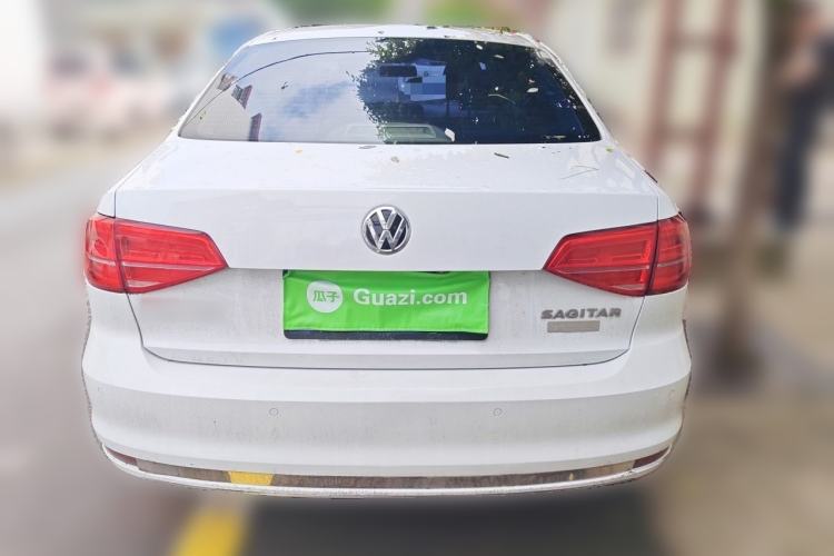 Used Volkswagen Sagitar 2015 1.6L Manual Comfort Model Rear