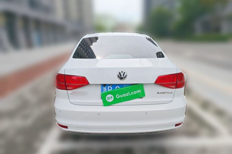 Used Volkswagen Sagitar 2015 1.6L Automatic Comfort Model Rear