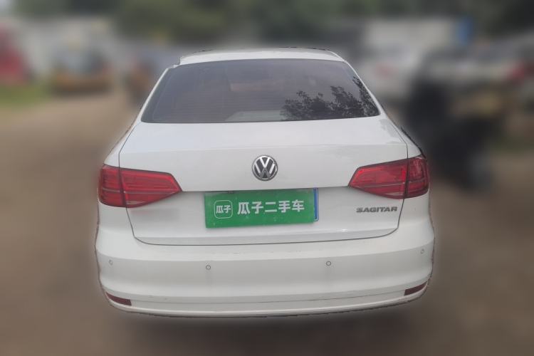 Used Volkswagen Sagitar 2015 1.6L Manual Comfort Model Rear