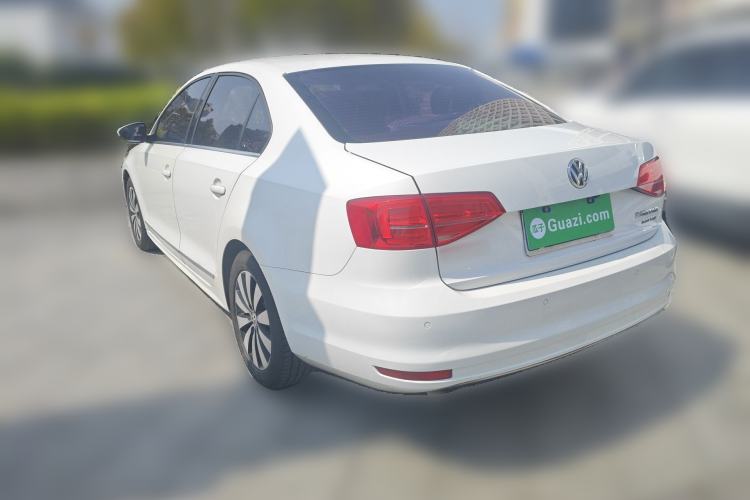 Used Volkswagen Sagitar 2015 230TSI Automatic Luxury Model Rear Left 45 Deg
