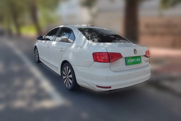 Used Volkswagen Sagitar 2015 230TSI Automatic Luxury Model Rear Left 45 Deg