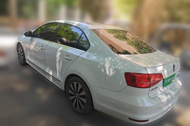 Used Volkswagen Sagitar 2015 1.6L Automatic Comfort Model Rear Left 45 Deg