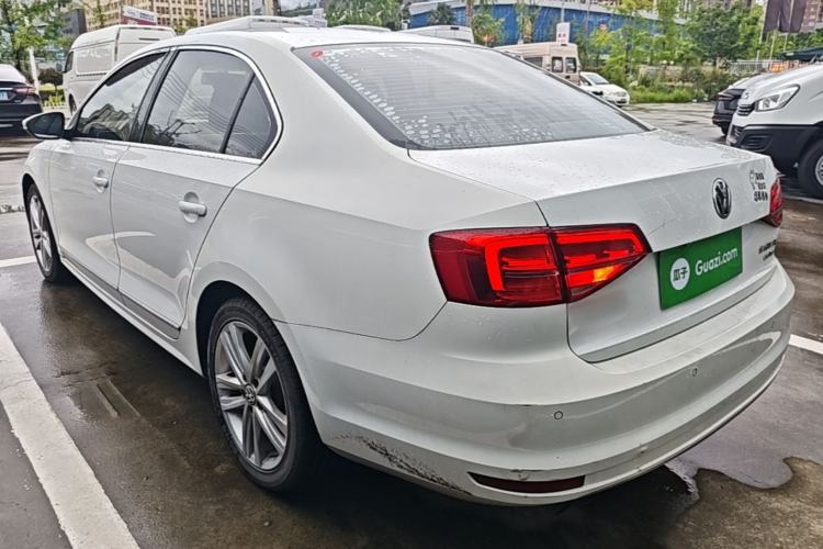 Used Volkswagen Sagitar 2015 230TSI Automatic Comfort Version Rear Left 45 Deg