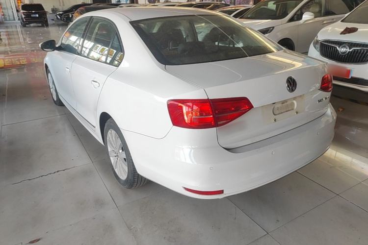 Used Volkswagen Sagitar 2015 1.6L Manual Comfort Model Rear Left 45 Deg