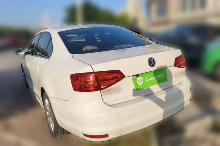 Used Volkswagen Sagitar 2015 230TSI Automatic Comfort Version Rear Left 45 Deg