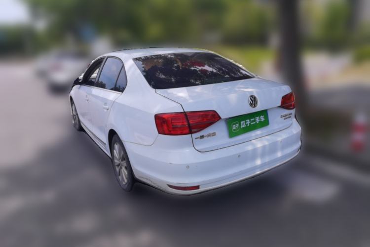 Used Volkswagen Sagitar 2015 230TSI Manual Comfort Version Rear Left 45 Deg