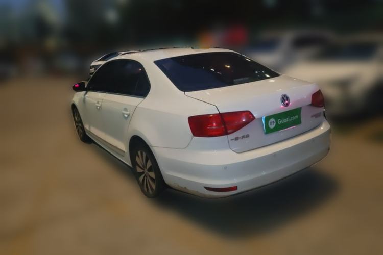 Used Volkswagen Sagitar 2015 230TSI Automatic Luxury Model Rear Left 45 Deg