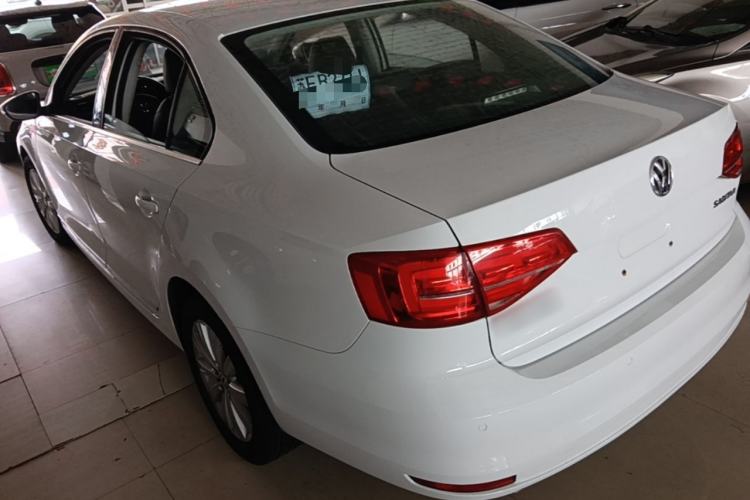 Used Volkswagen Sagitar 2015 1.6L Automatic Comfort Model Rear Left 45 Deg