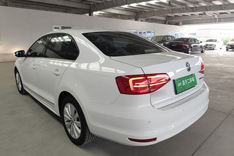 Used Volkswagen Sagitar 2015 1.6L Automatic Comfort Model Rear Left 45 Deg