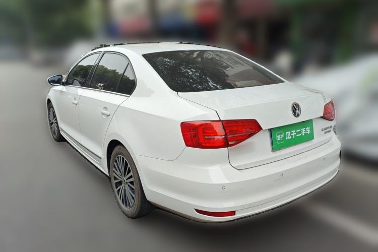 Used Volkswagen Sagitar 2015 230TSI Automatic Luxury Model Rear Left 45 Deg