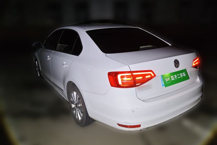 Used Volkswagen Sagitar 2015 230TSI Automatic Comfort Version Rear Left 45 Deg