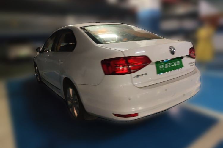 Used Volkswagen Sagitar 2015 230TSI Automatic Comfort Version Rear Left 45 Deg
