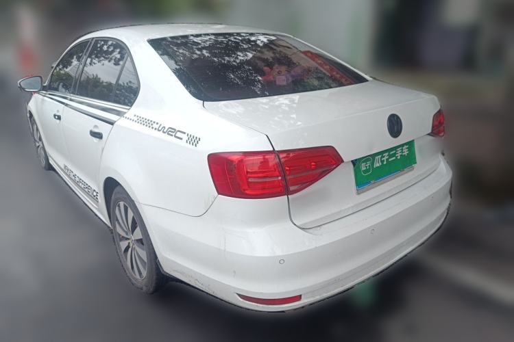 Used Volkswagen Sagitar 2015 230TSI Manual Luxury Edition Rear Left 45 Deg