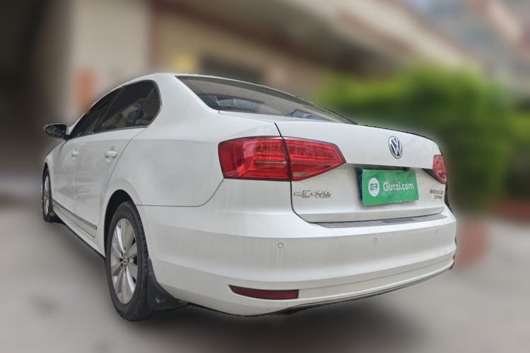 Used Volkswagen Sagitar 2015 230TSI Automatic Comfort Version Rear Left 45 Deg