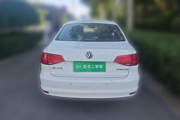 Used Volkswagen Sagitar 2015 1.6L Manual Comfort Model Rear