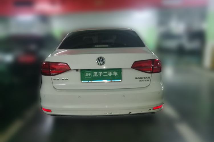 Used Volkswagen Sagitar 2015 230TSI Automatic Luxury Model Rear