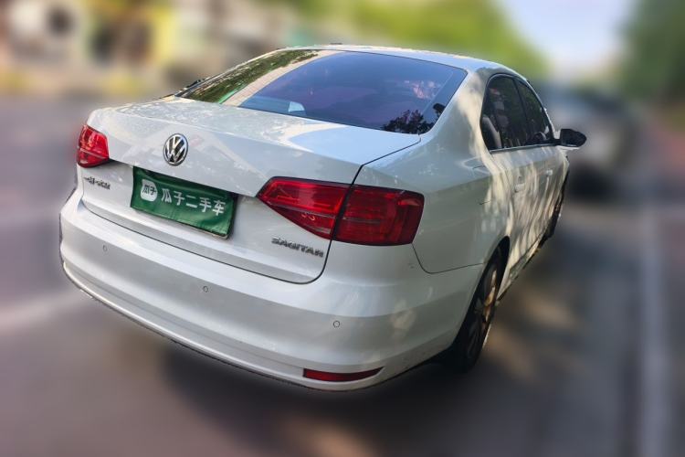 Used Volkswagen Sagitar 2015 1.6L Automatic Comfort Model Rear Right 45 Deg