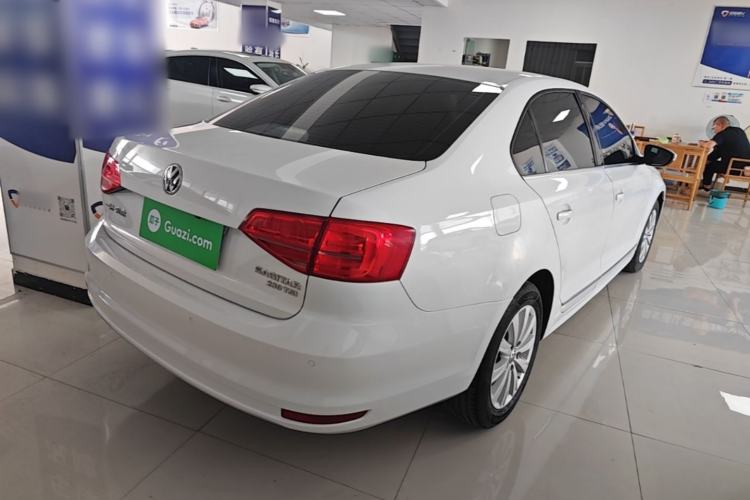 Used Volkswagen Sagitar 2015 230TSI Automatic Comfort Version Rear Right 45 Deg