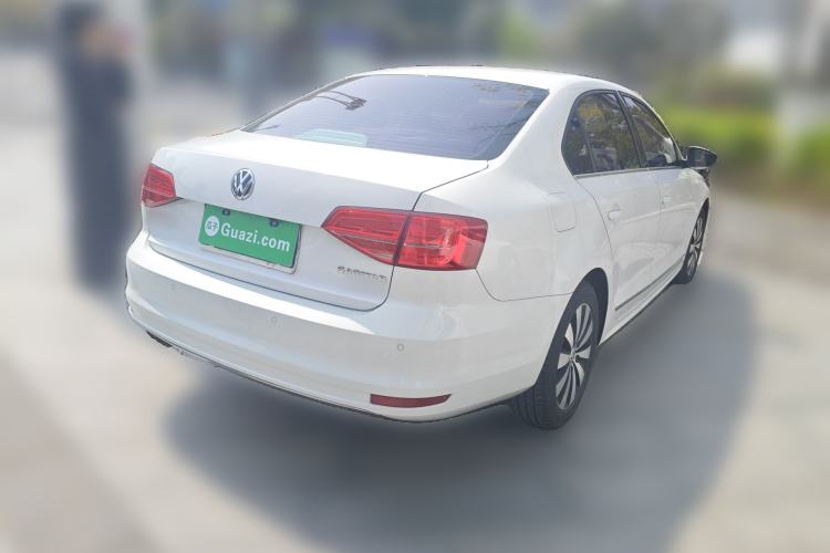 Used Volkswagen Sagitar 2015 230TSI Automatic Luxury Model Rear Right 45 Deg