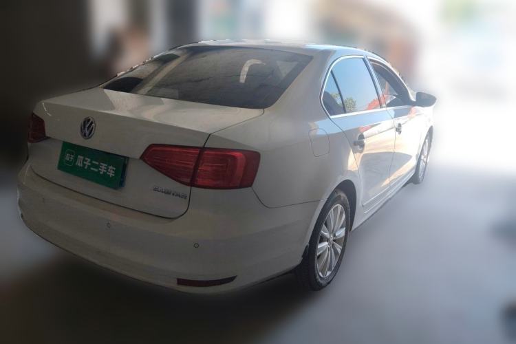 Used Volkswagen Sagitar 2015 1.6L Manual Comfort Model Rear Right 45 Deg