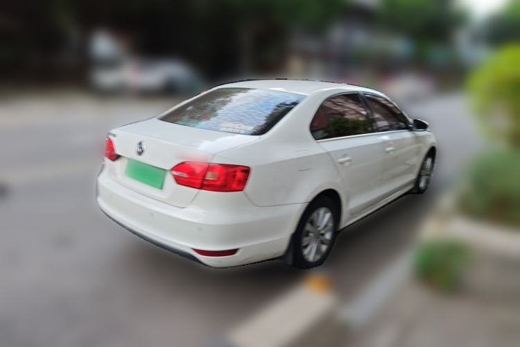 Used Volkswagen Sagitar 2015 1.6L Automatic Comfort Model Rear Right 45 Deg