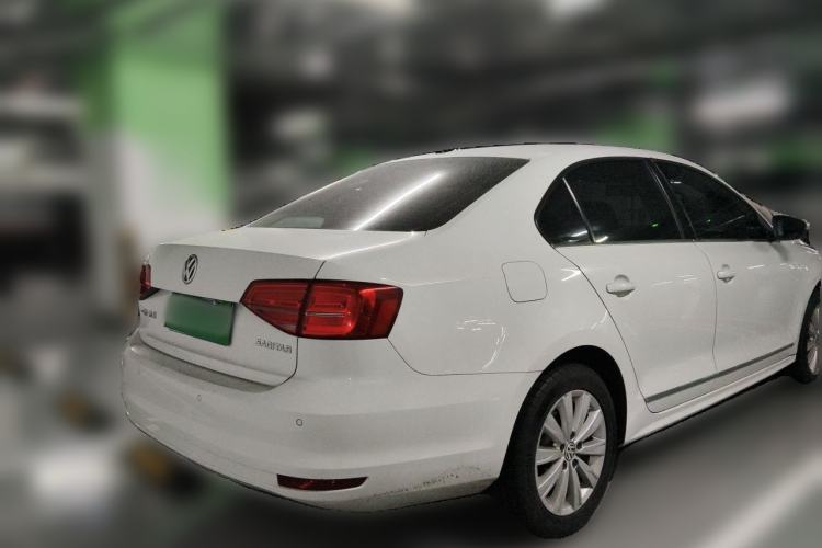 Used Volkswagen Sagitar 2015 1.6L Automatic Comfort Model Rear Right 45 Deg