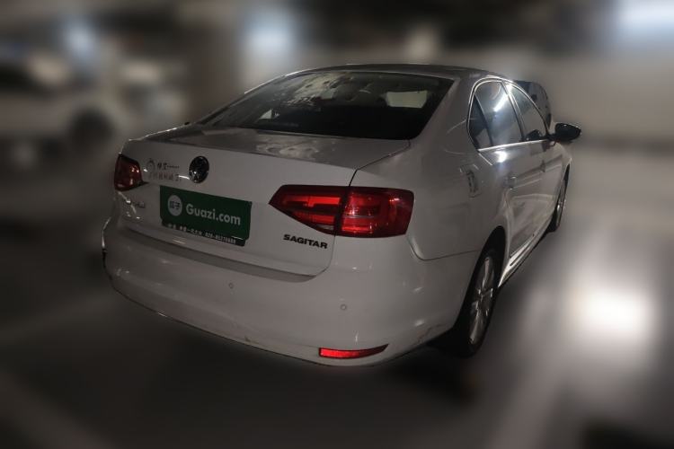 Used Volkswagen Sagitar 2015 1.6L Manual Comfort Model Rear Right 45 Deg
