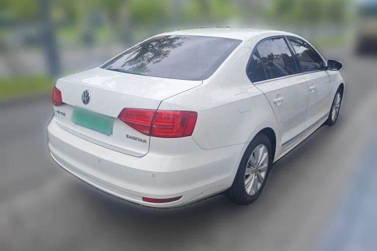 Used Volkswagen Sagitar 2015 1.6L Automatic Comfort Model Rear Right 45 Deg