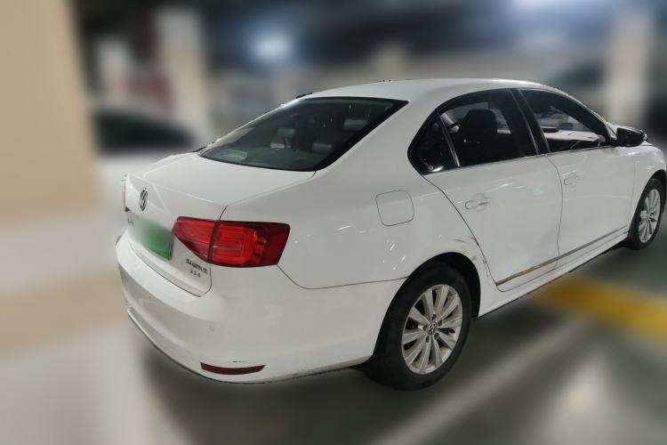 Used Volkswagen Sagitar 2015 1.6L Automatic Comfort Model Rear Right 45 Deg