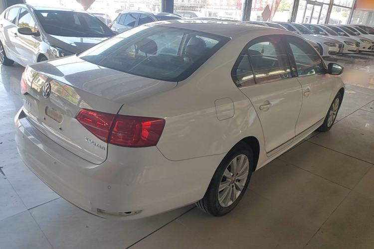 Used Volkswagen Sagitar 2015 1.6L Manual Comfort Model Rear Right 45 Deg