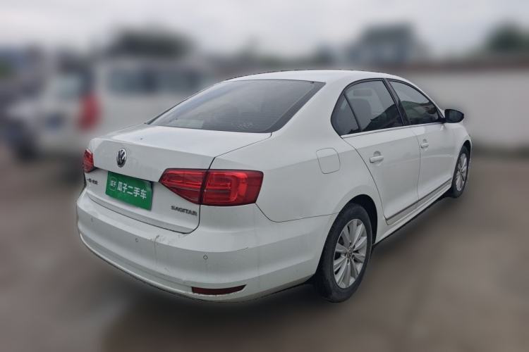 Used Volkswagen Sagitar 2015 1.6L Automatic Comfort Model Rear Right 45 Deg