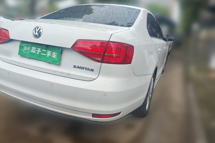 Used Volkswagen Sagitar 2015 1.6L Automatic Comfort Model Rear Right 45 Deg