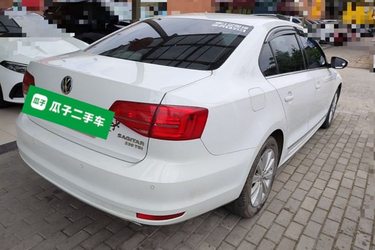 Used Volkswagen Sagitar 2015 230TSI Automatic Comfort Version Rear Right 45 Deg