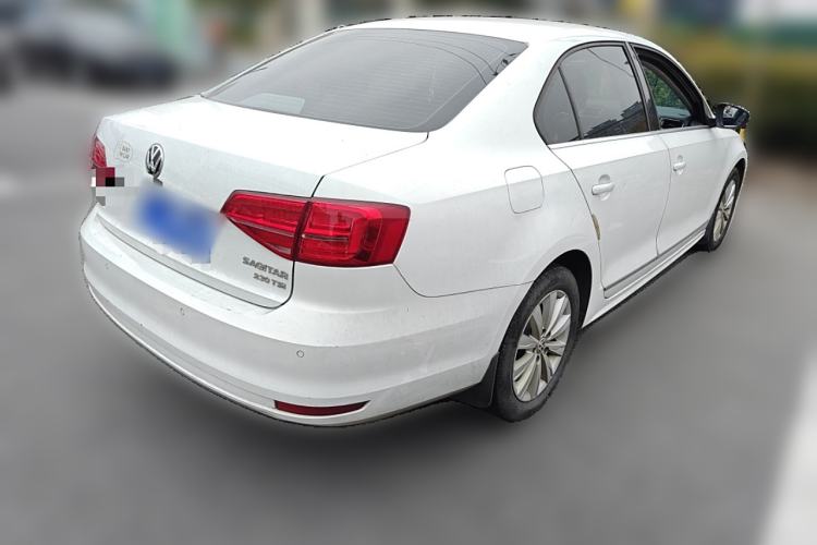 Used Volkswagen Sagitar 2015 1.6L Automatic Comfort Model Rear Right 45 Deg