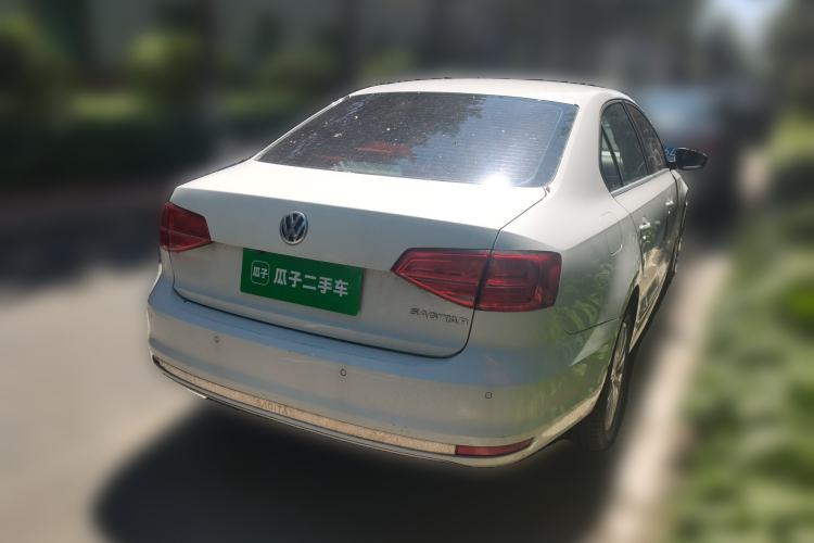 Used Volkswagen Sagitar 2015 1.6L Automatic Comfort Model Rear Right 45 Deg