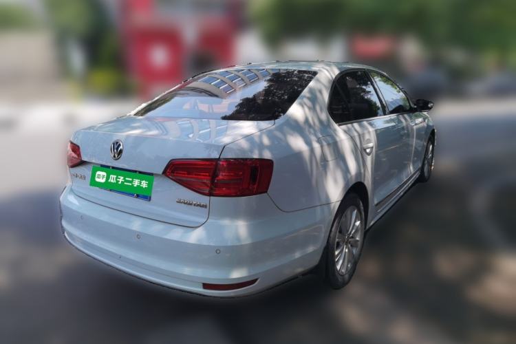 Used Volkswagen Sagitar 2015 1.6L Automatic Comfort Model Rear Right 45 Deg