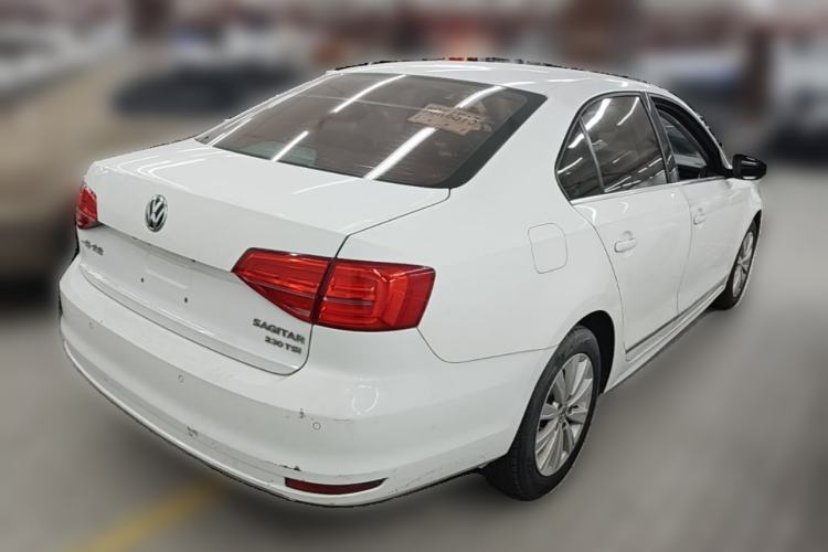 Used Volkswagen Sagitar 2015 230TSI Automatic Comfort Version Rear Right 45 Deg