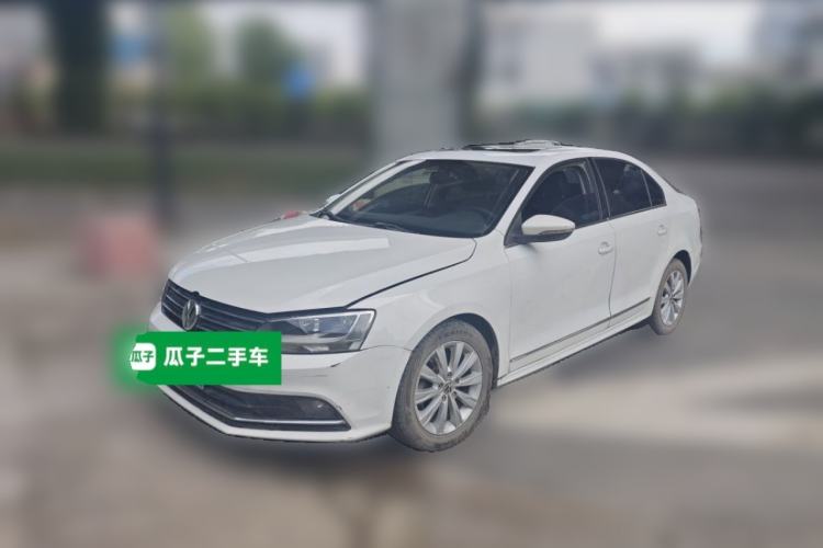 Used Volkswagen Sagitar 2015 1.6L Manual Comfort Model Rear Right 45 Deg