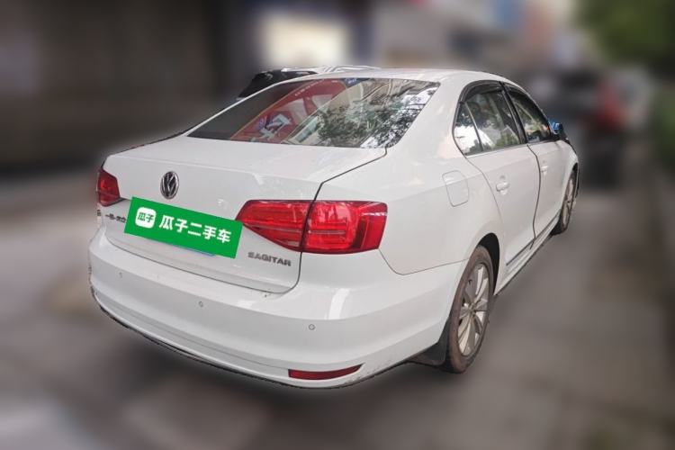 Used Volkswagen Sagitar 2015 1.6L Automatic Comfort Model Rear Right 45 Deg