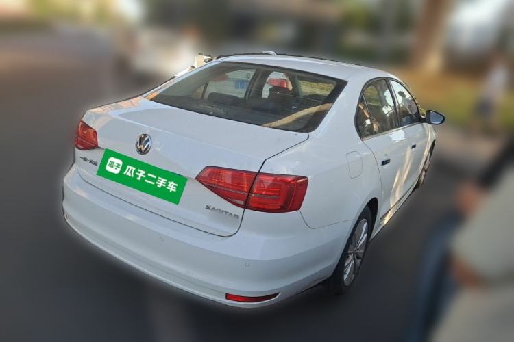 Used Volkswagen Sagitar 2015 230TSI Automatic Comfort Version Rear Right 45 Deg