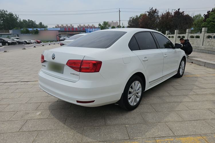 Used Volkswagen Sagitar 2015 1.6L Manual Comfort Model Rear Right 45 Deg