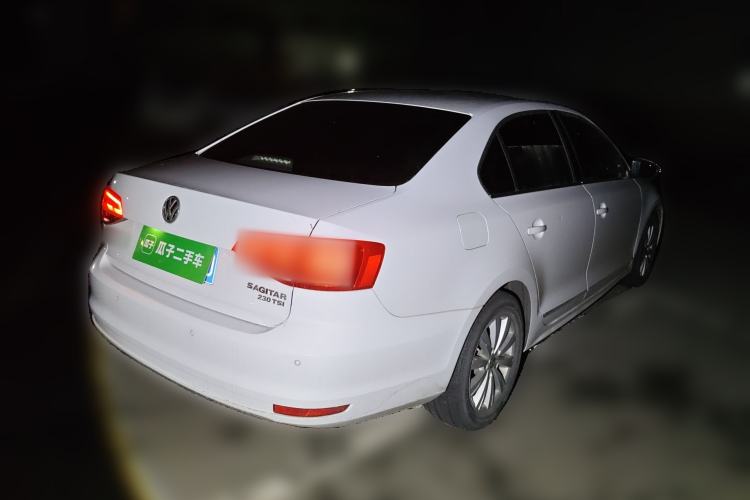 Used Volkswagen Sagitar 2015 230TSI Automatic Comfort Version Rear Right 45 Deg